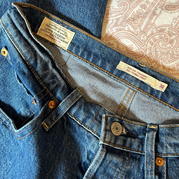 Levi’s Ribcage Straight Ankle Jeans - Picture 6 of 7